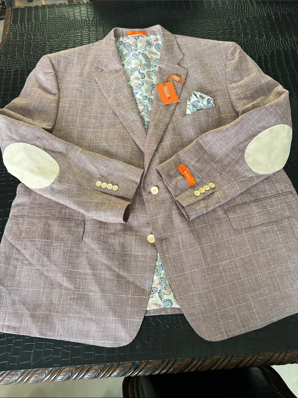 TALLIA Rosy Pink Plaid Sport Coat with light Cream Elbow Patches - Picture 13 of 13
